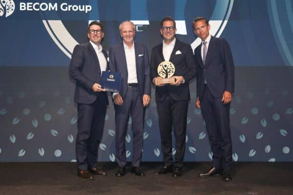 BECOM Group erhält die Auszeichnung als bestes Familienunternehmen des Burgenlands im Wiener Sofiensaal.